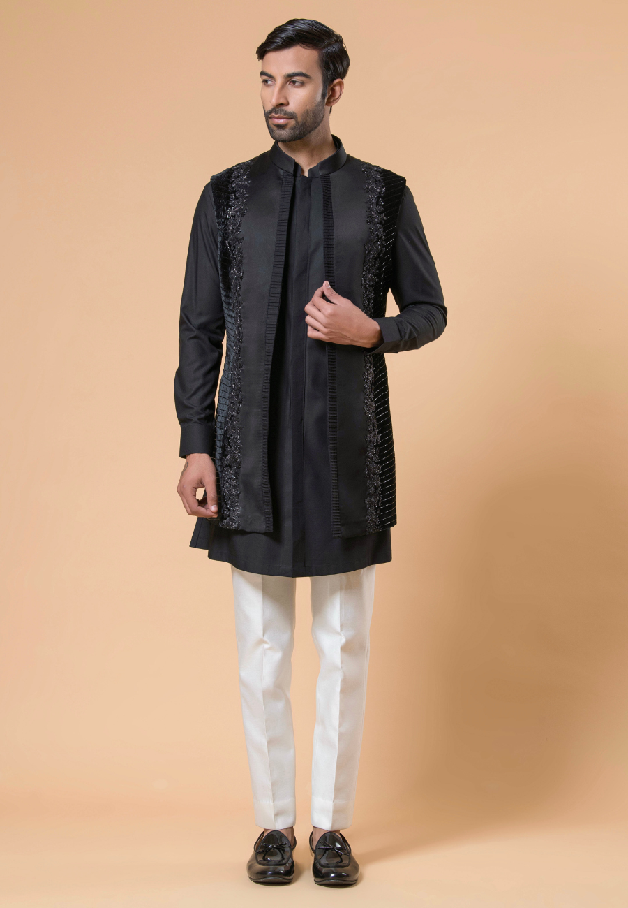 Black Velvet  Hand Embroidered Bundi Kurta Set 